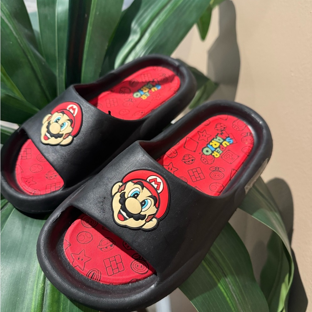Nintendo Kids Slippers - Black with Red Mario Design